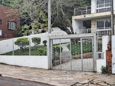 Sobrado com 2 Quartos à venda, 296m² no Centro, Canoas