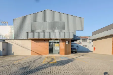 Ponto Comercial para alugar, 218m² no Anita Garibaldi, Joinville