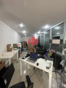 Sala Comercial à venda, 65m² no Vila Hamburguesa, São Paulo