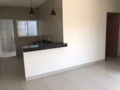 Casa com 2 Quartos à venda, 54m² no Grand Ville, Uberlândia