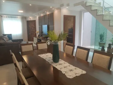 Sobrado com 3 Quartos à venda, 200m² no Vila Linda, Santo André