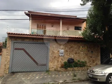 Sobrado com 3 Quartos à venda, 200m² no Vila Fiat Lux, São Paulo
