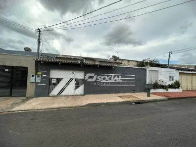 Casa com 3 Quartos à venda, 180m² no Aponiã, Porto Velho