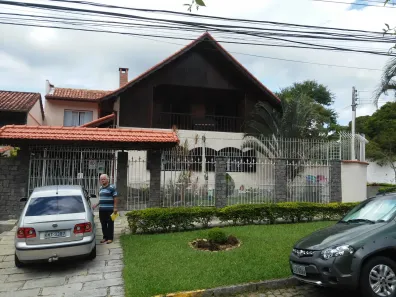 Casa com 5 Quartos à venda, 420m² no Vila Guarani, Nova Friburgo