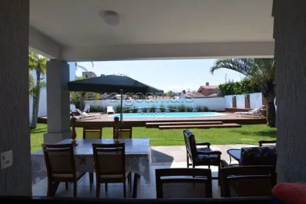 Sobrado com 4 Quartos à venda, 380m² no , Xangri-Lá