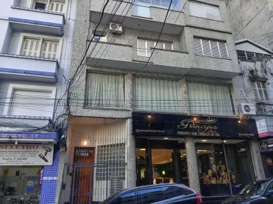 Apartamento com 2 Quartos para alugar, 65m² no Centro Histórico, Porto Alegre
