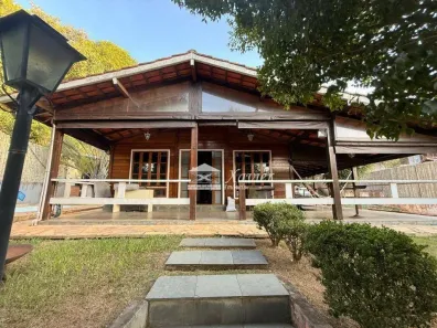 Casa de Condomínio com 3 Quartos para alugar, 200m² no Vila Santa Rita, Itapevi