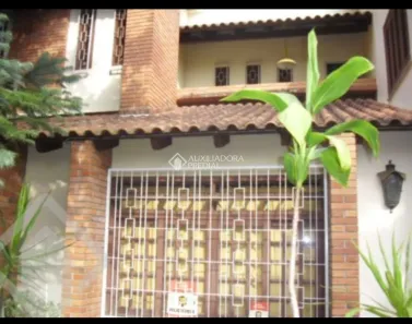 Casa com 4 Quartos à venda, 400m² no Teresópolis, Porto Alegre