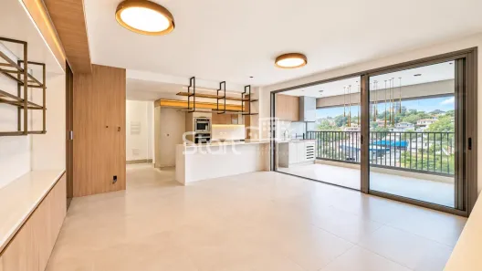 Apartamento com 3 Quartos para alugar, 139m² no Cambuí, Campinas