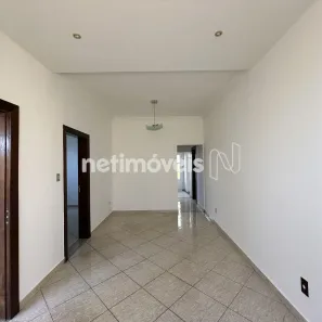 Casa com 3 Quartos para alugar, 170m² no Caiçaras, Belo Horizonte