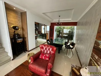 Sobrado com 4 Quartos à venda, 200m² no Santo Amaro, São Paulo