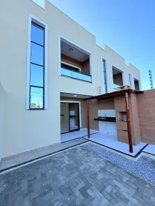 Sobrado com 3 Quartos à venda, 90m² no Icaraí, Caucaia