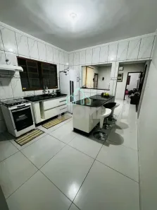 Casa com 2 Quartos à venda, 120m² no Jardim Continental II, Taubaté