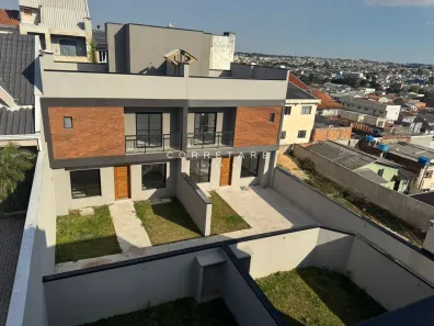 Sobrado com 3 Quartos à venda, 105m² no Xaxim, Curitiba