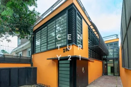Imóvel Comercial à venda, 212m² no Jardim das Bandeiras, São Paulo