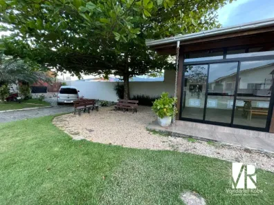Casa de Condomínio com 2 Quartos para alugar, 60m² no Santa Regina, Camboriú
