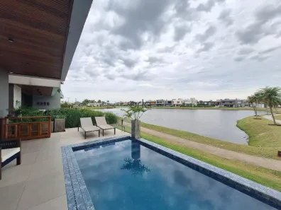 Casa de Condomínio com 4 Quartos à venda, 236m² no XANGRI-LÁ, Xangri-lá