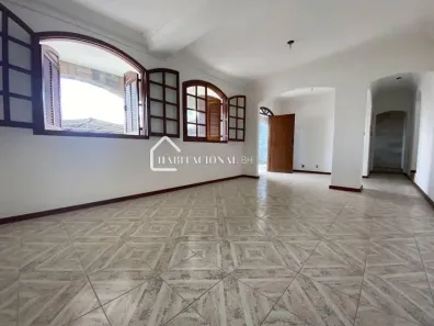 Casa com 4 Quartos à venda, 250m² no Copacabana, Belo Horizonte