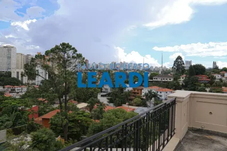 Casa com 5 Quartos à venda, 1150m² no Pacaembu, São Paulo