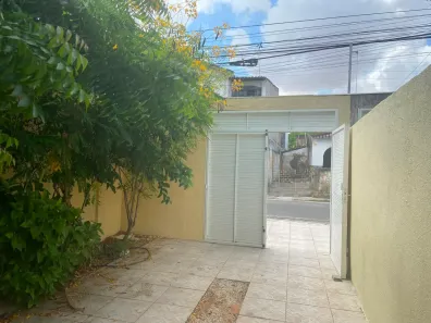 Casa com 3 Quartos à venda, 145m² no Couto Fernandes, Fortaleza