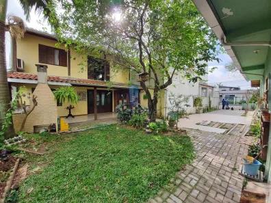 Sobrado com 6 Quartos à venda, 500m² no Vila Operária, Itajaí