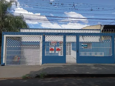 Galpão/Depósito/Armazém para alugar, 360m² no Parque Jamaica, Londrina