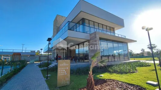 Lote/Terreno à venda, 304m² no Itambé, Caucaia