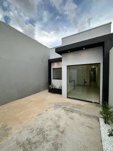 Casa com 3 Quartos à venda, 120m² no Carmelo, Montes Claros