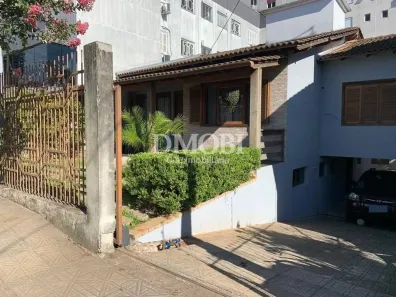 Casa com 3 Quartos para alugar, 350m² no Centro, Gravataí