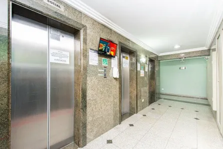 Sala Comercial com 1 Quarto à venda, 47m² no Centro, Curitiba