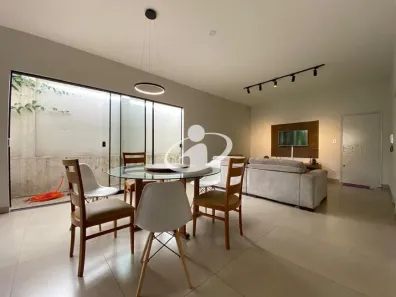 Casa com 2 Quartos à venda, 229m² no Tabajaras, Uberlândia