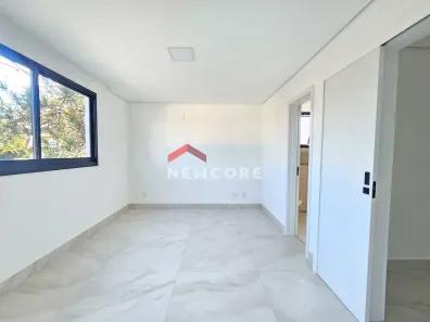 Casa com 3 Quartos à venda, 112m² no Planalto, Belo Horizonte