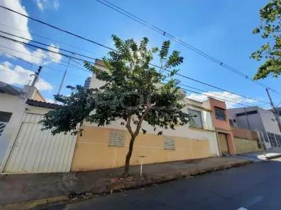 Casa com 2 Quartos à venda, 250m² no Jardim São Carlos, São Carlos