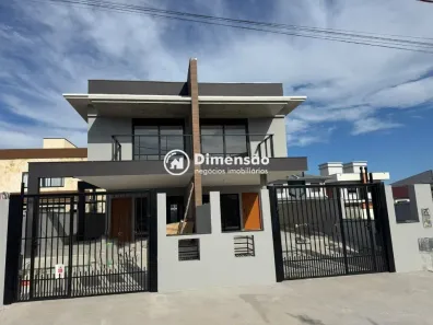 Casa com 3 Quartos à venda, 179m² no Campeche, Florianópolis