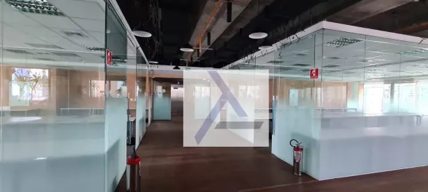 Sala Comercial para alugar, 557m² no Itaim Bibi, São Paulo