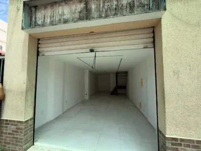 Ponto Comercial à venda, 72m² no Centro, Maricá