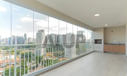Apartamento com 3 Quartos para alugar, 174m² no Vila Cordeiro, São Paulo