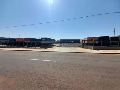Prédio Comercial para alugar, 970m² no Jardim Bandeirantes, Araraquara