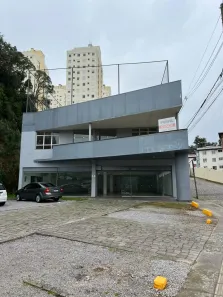 Ponto Comercial para alugar, 880m² no De Zorzi, Caxias do Sul