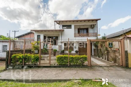 Casa com 4 Quartos à venda, 270m² no Vila Ipiranga, Porto Alegre
