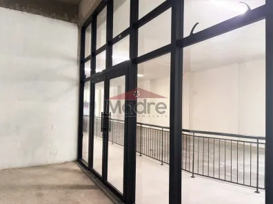 Imóvel Comercial à venda, 27m² no Portão, Curitiba