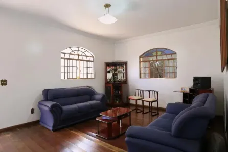 Casa com 4 Quartos à venda, 360m² no Santa Inês, Belo Horizonte