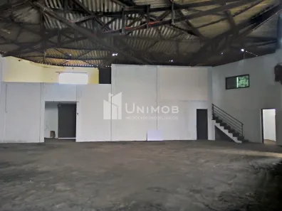 Ponto Comercial para alugar, 284m² no Vila Iza, Campinas
