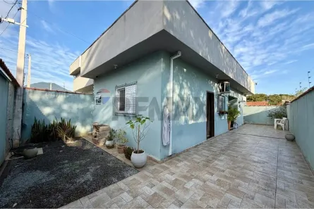 Casa com 2 Quartos à venda, 65m² no Est dos Eucaliptos, Peruíbe