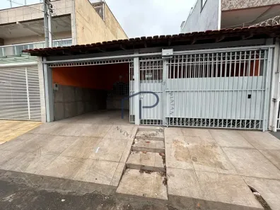 Casa com 3 Quartos para alugar, 80m² no Samambaia Sul, Brasília