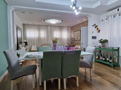Sobrado com 2 Quartos à venda, 200m² no Vila Moinho Velho, São Paulo