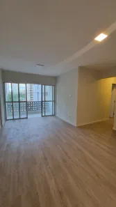 Apartamento com 3 Quartos para alugar, 81m² no Casa Forte, Recife
