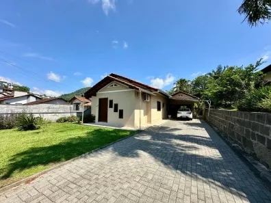 Casa com 3 Quartos à venda, 141m² no Das Capitais, Timbó