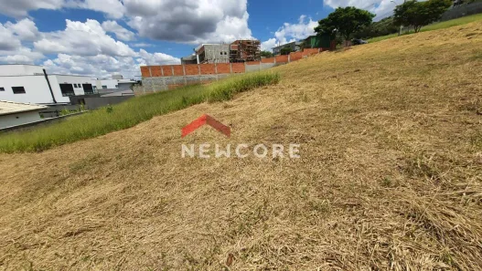 Lote/Terreno à venda, 740m² no Jardim do Golf I, Jandira