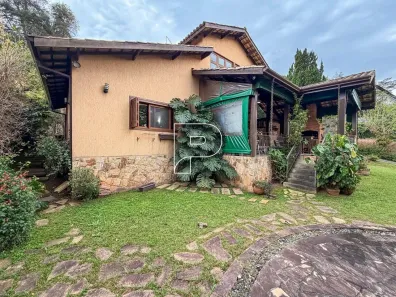 Casa com 3 Quartos à venda, 292m² no Vila Santo Antônio, Cotia
